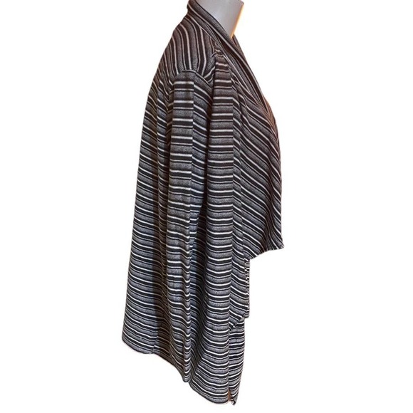 O'Neill *NWOT* Black & White Striped Open Cascade Cardigan Long Sleeve XL - Picture 4 of 8
